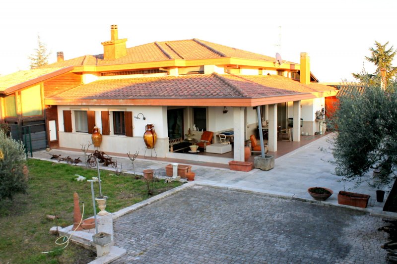 Villa en Gravina in Puglia