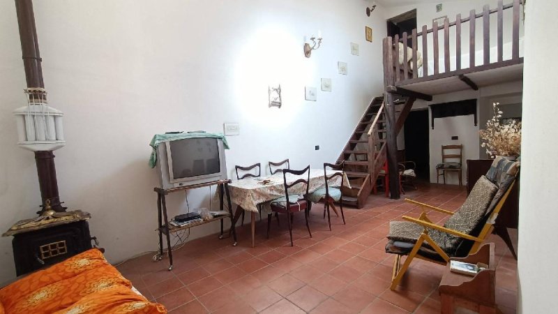 Detached house in Monte Cavallo