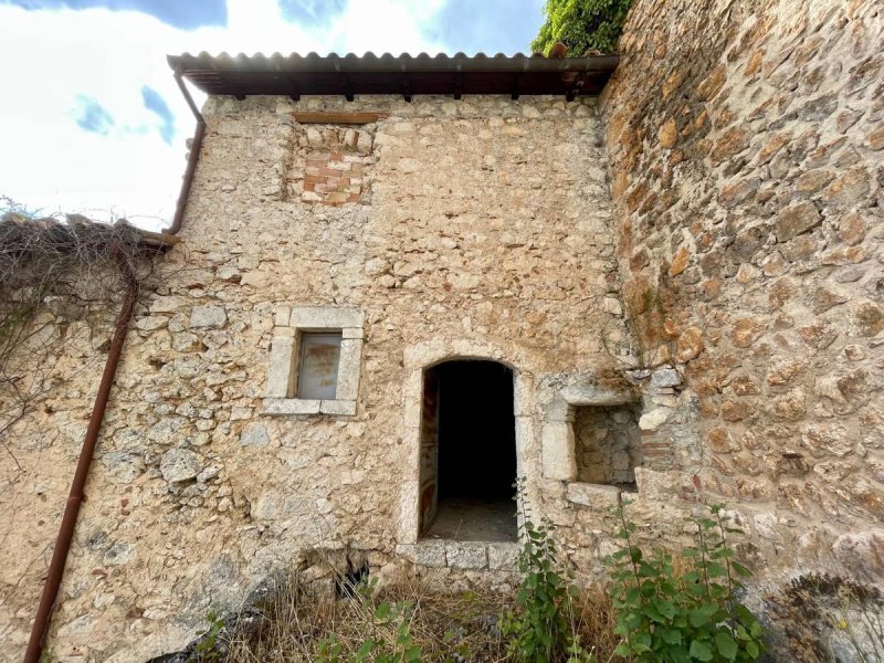 Einfamilienhaus in Calascio