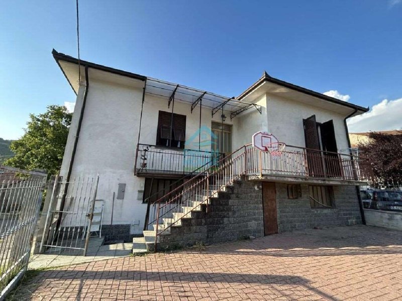Einfamilienhaus in Rocchetta Ligure
