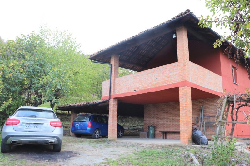 Maison individuelle à Santo Stefano Belbo