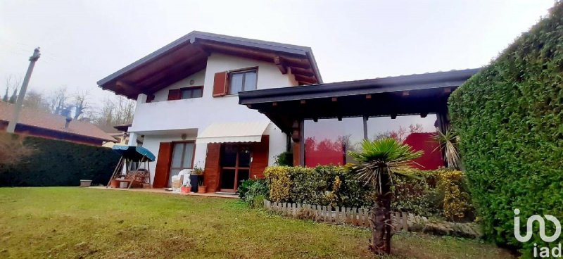 Huis in Comignago