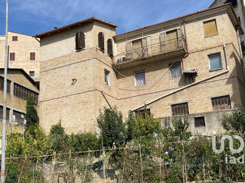 Vrijstaande woning in Montegranaro