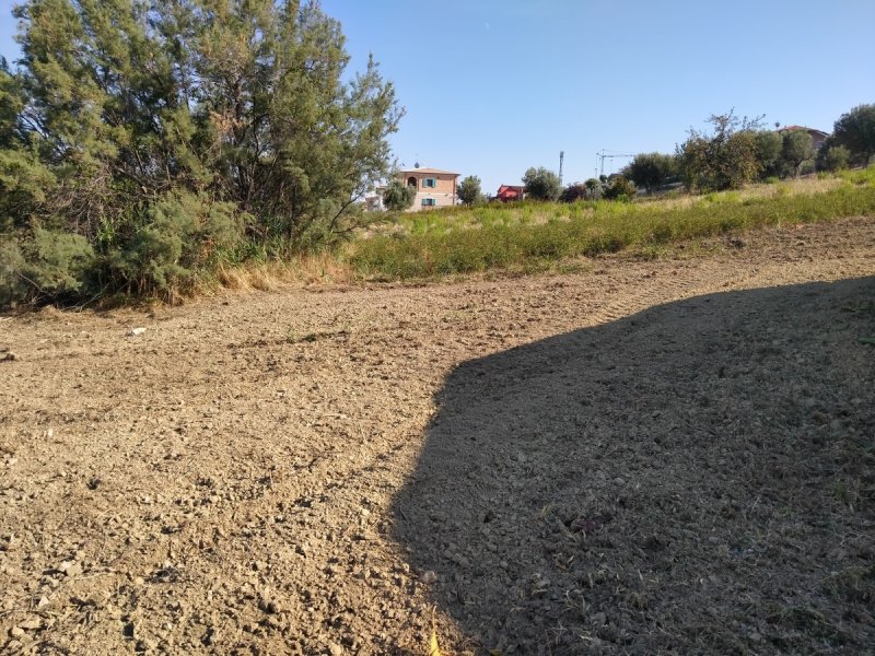 Terrain à bâtir à Tortoreto