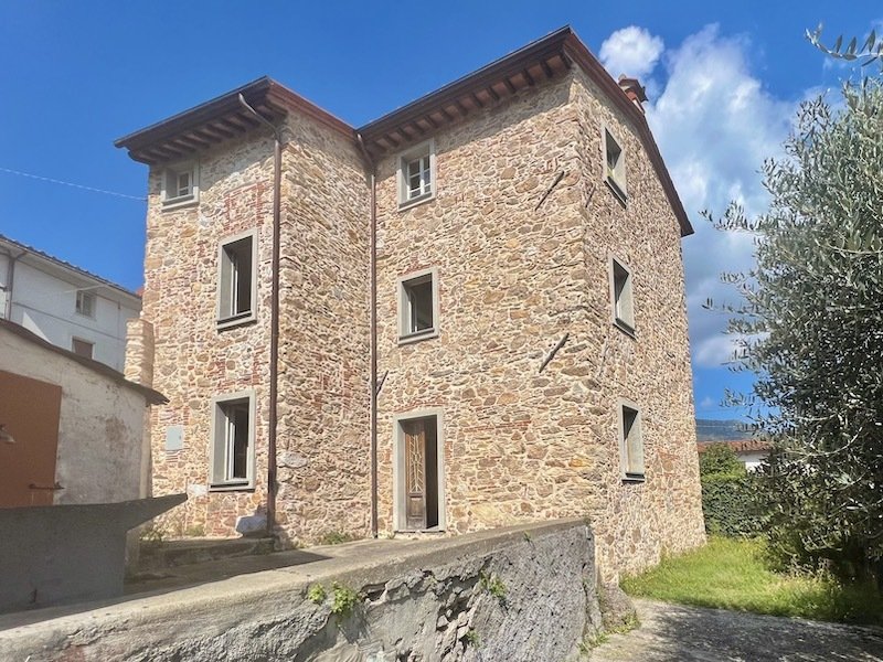 Maison à San Giuliano Terme