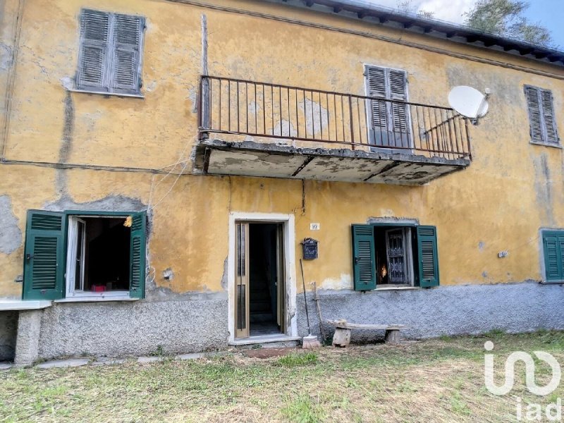 House in Varese Ligure