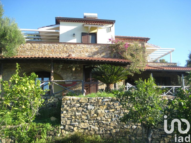 House in Casal Velino