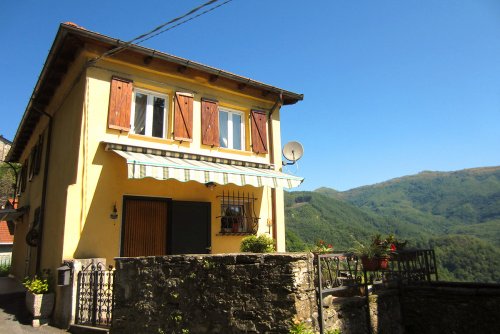 Einfamilienhaus in Calice al Cornoviglio