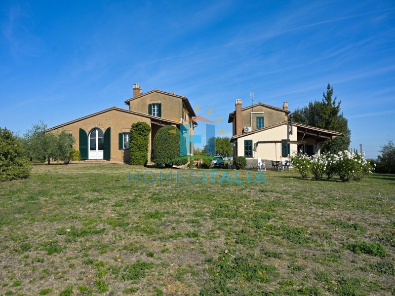 Huis op het platteland in Castiglione in Teverina