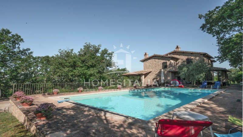 Country house in Baschi