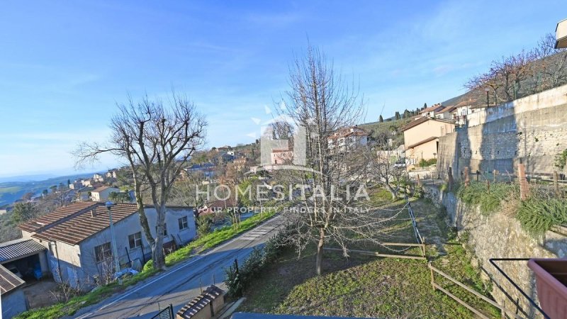 Onafhankelijk appartement in Montecchio