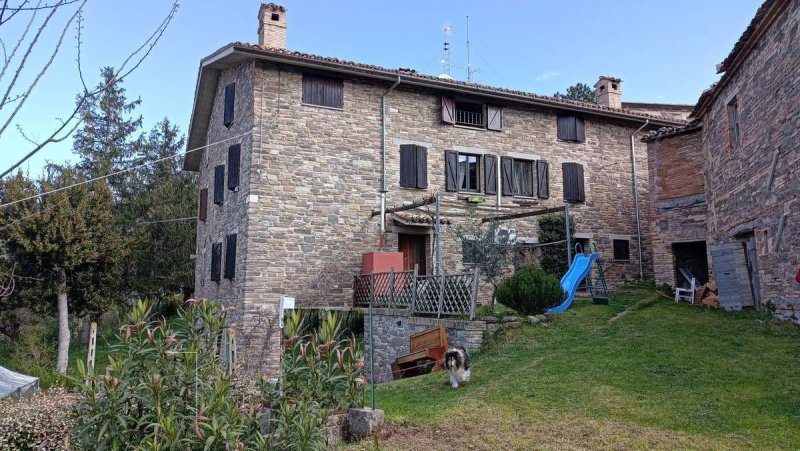 Semi-detached house in San Severino Marche