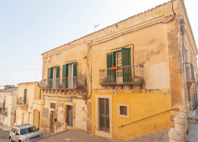 Maison à Noto