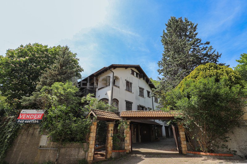 Villa in Montoggio