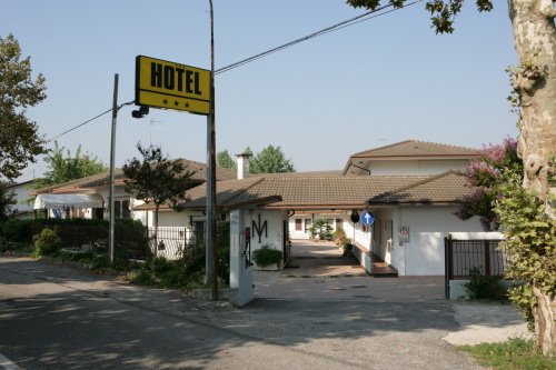 Hotel en Canaro