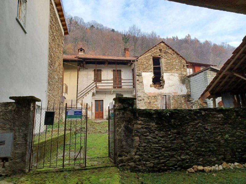 Country house in Armeno