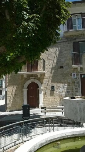 Detached house in Acquaviva Collecroce
