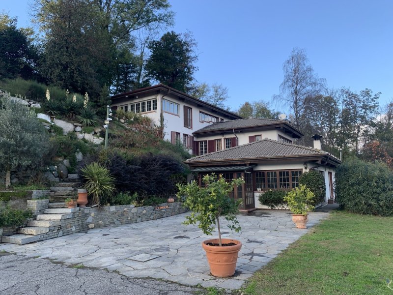 Villa in Galliate Lombardo
