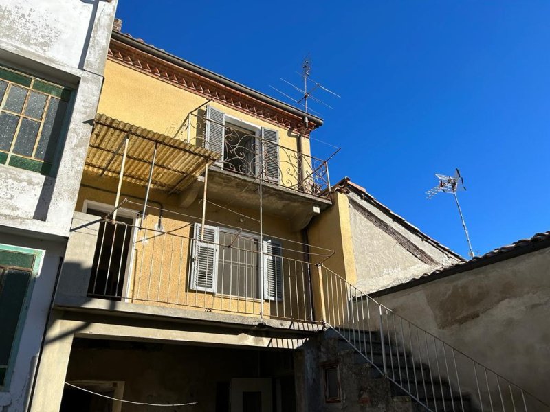 Doppelhaushälfte in Moncalvo