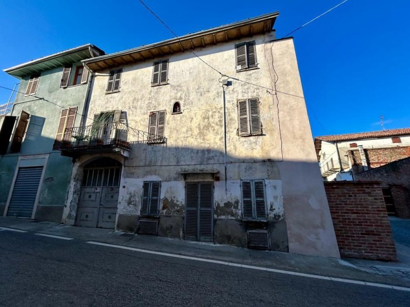 Doppelhaushälfte in Castagnole Monferrato