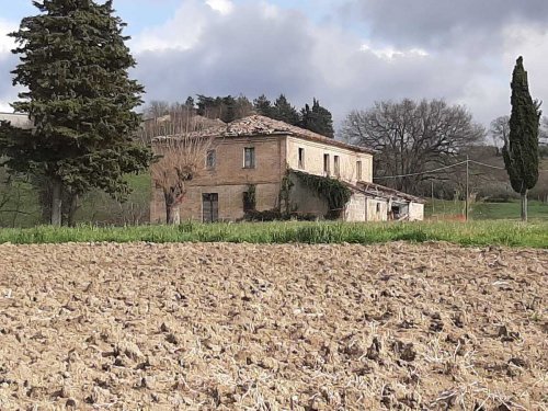 Bauernhaus in Vallefoglia