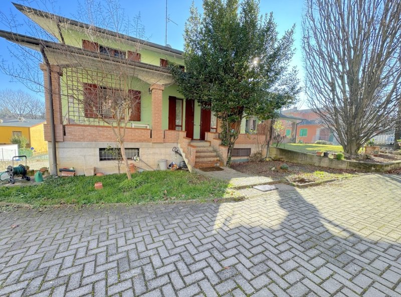 Villa in Reggio Emilia