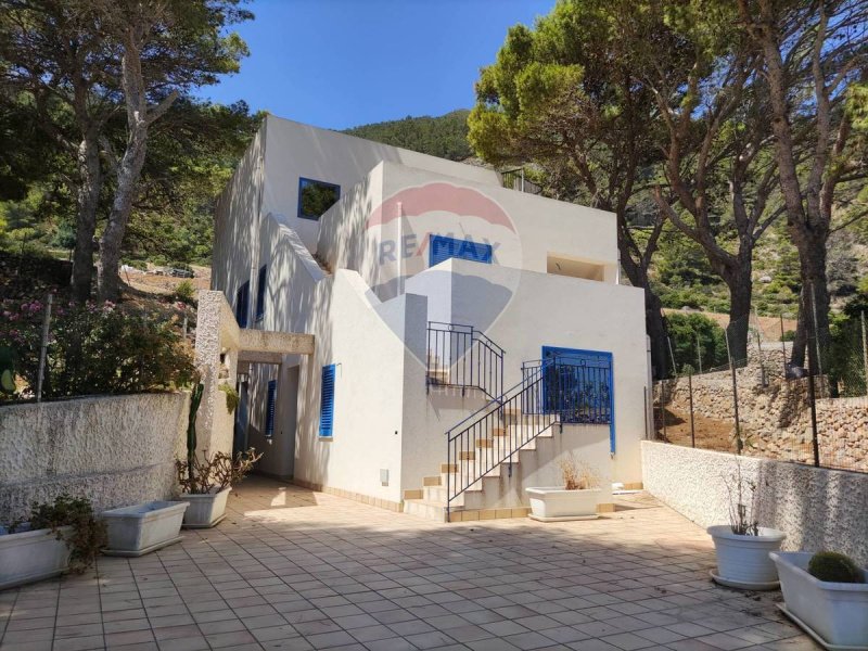 Casa semi-independiente en Isla Favignana