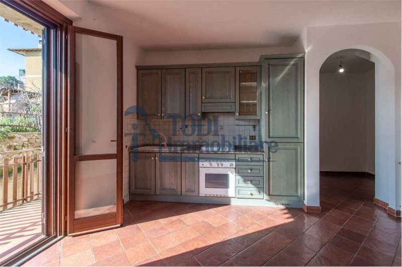 Terraced house in Todi