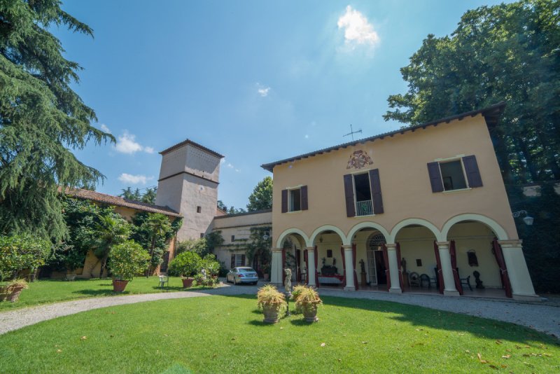 Villa in Sasso Marconi