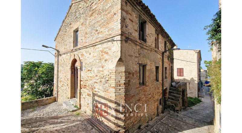 Detached house in Cupra Marittima
