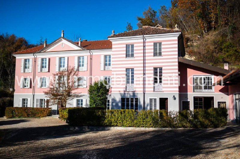 Villa i Acqui Terme