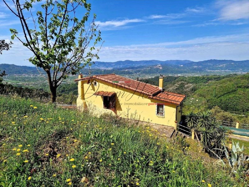Haus in Sarzana