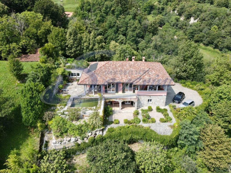 Villa a Griante