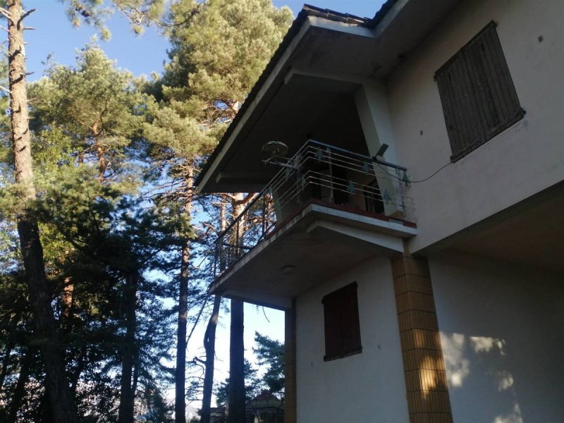 Villa à Bajardo