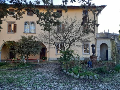 Historiskt hus i Cividale del Friuli