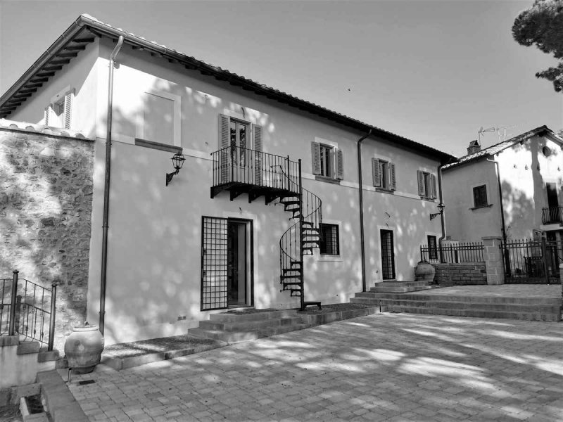 Casa histórica en Canale Monterano