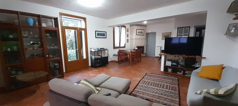 Casa semi-independiente en Sarzana