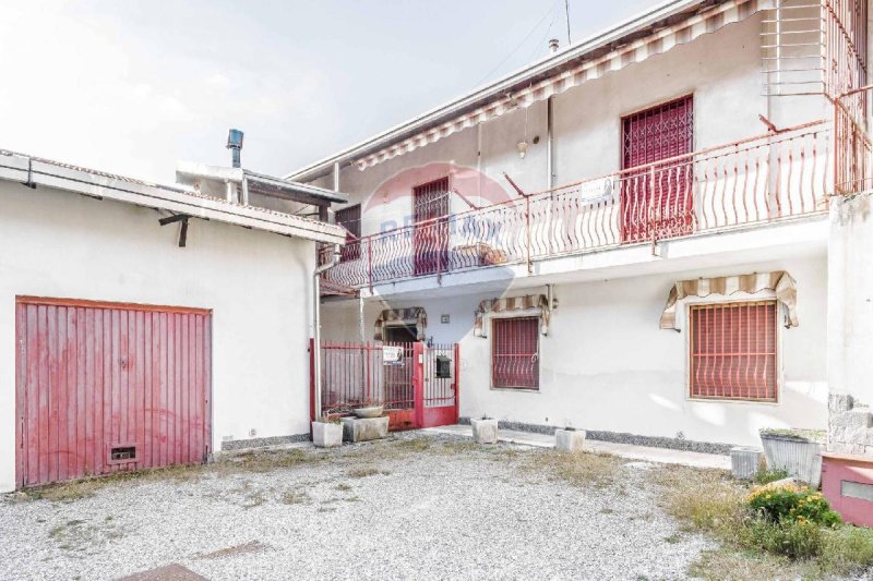 Semi-detached house in Fagnano Olona