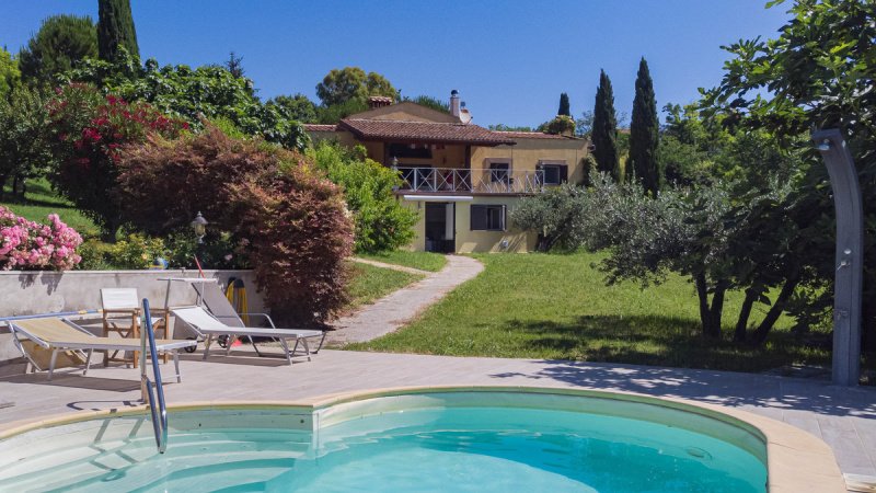 Villa en Castelnuovo di Farfa