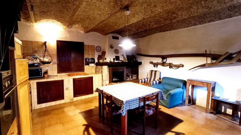 Terraced house in Campoli Appennino