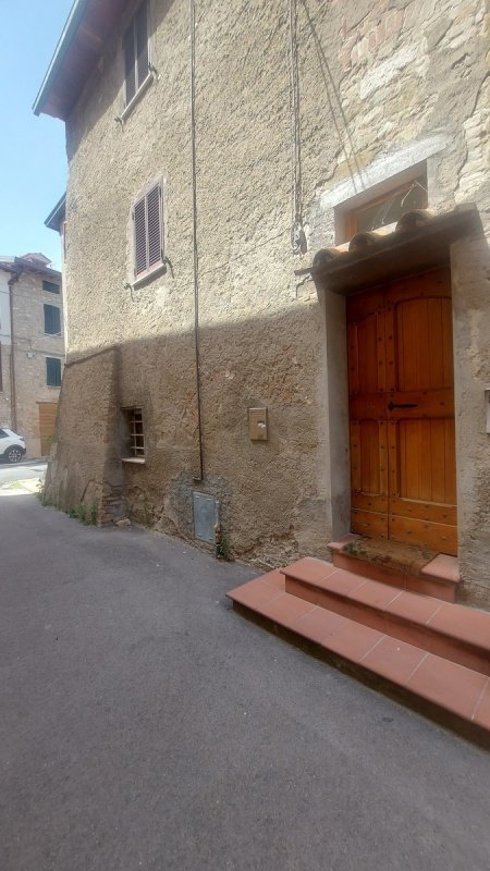 Top-to-bottom house in Perugia