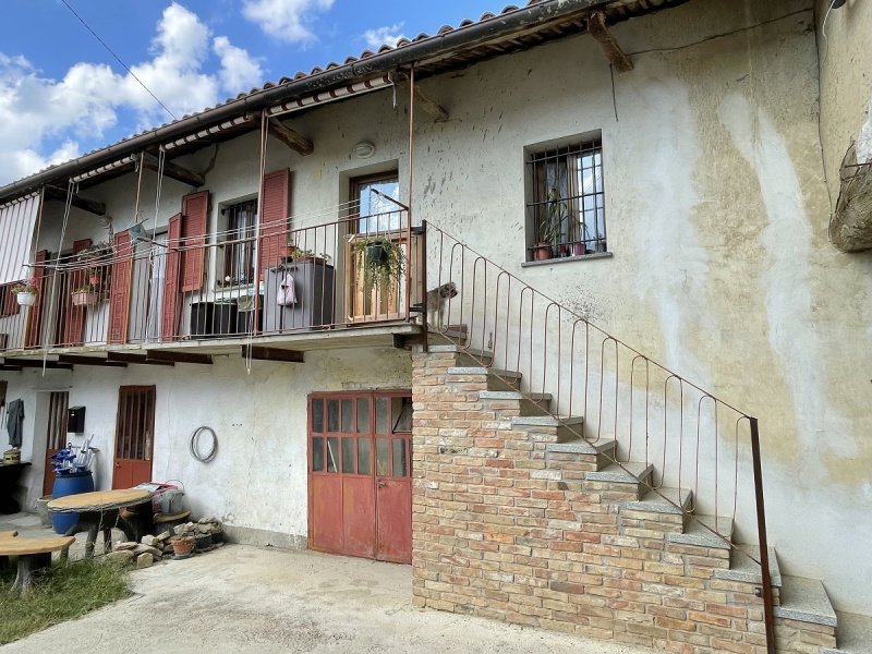 Casa en Cossano Belbo