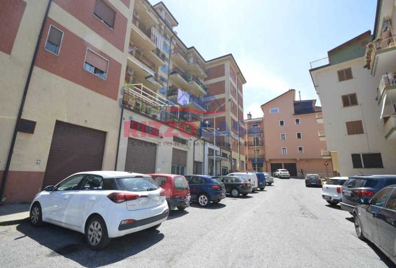 Gewerbeimmobilie in Corigliano-Rossano