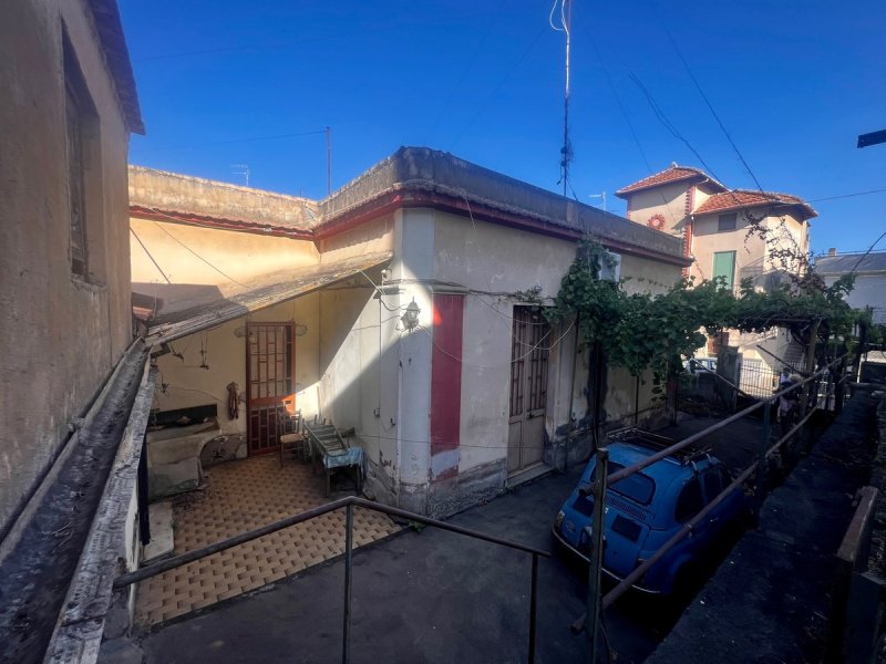 Detached house in Mascali