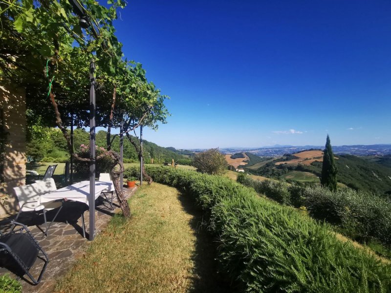 Country house in Montefelcino