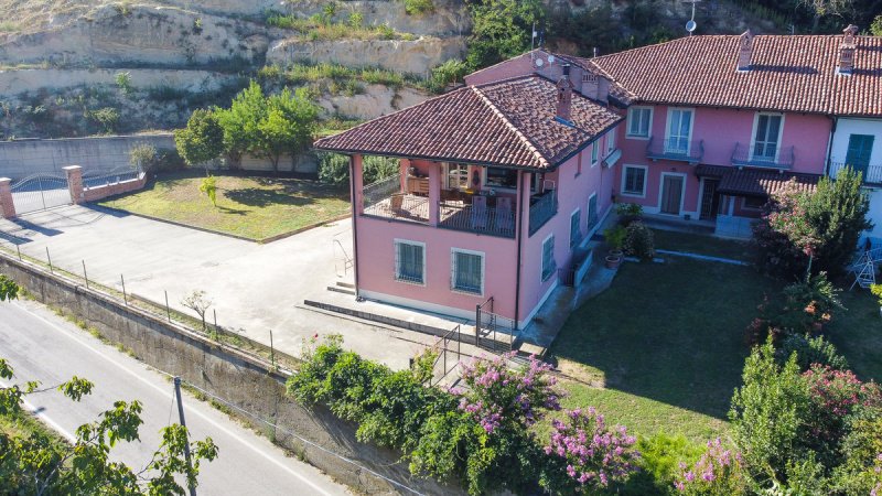 Villa à Cortanze