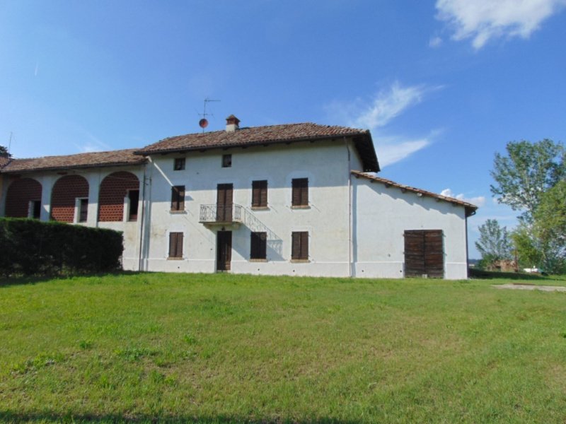 Huis op het platteland in San Marzano Oliveto
