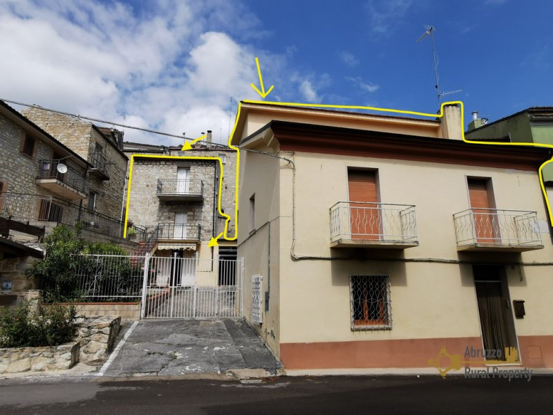 Vrijstaande woning in Carpineto Sinello