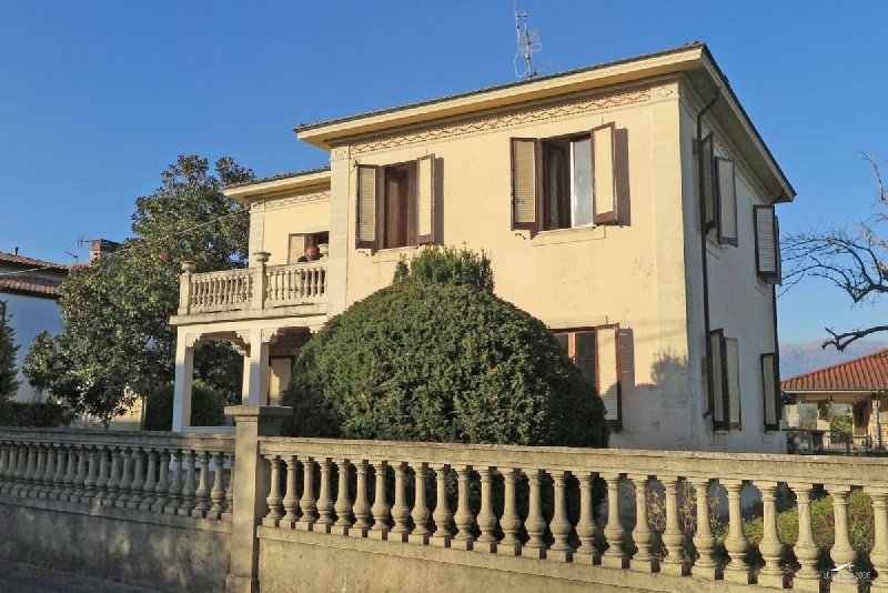 Villa i Tresana