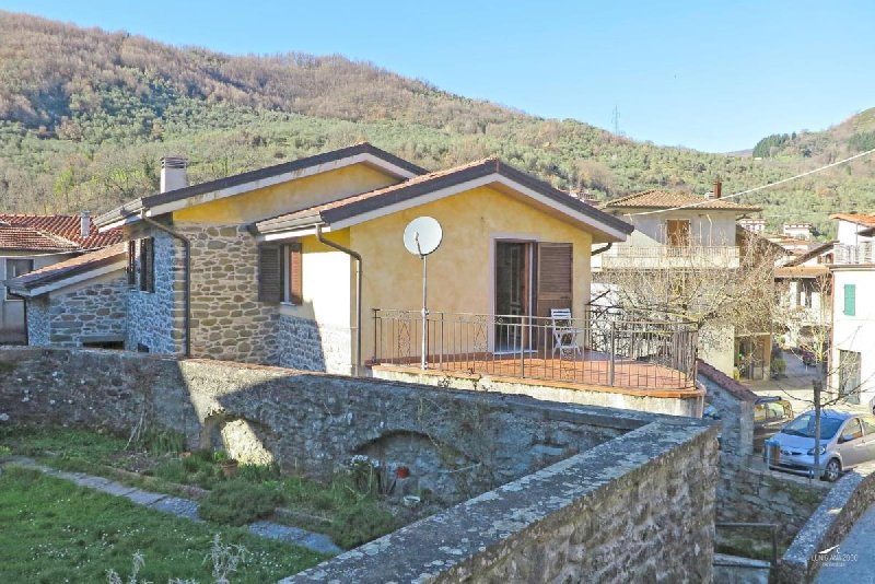 Detached house in Casola in Lunigiana
